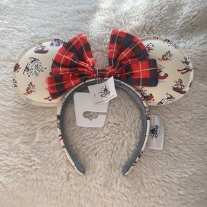NEW Disney Holiday Ears